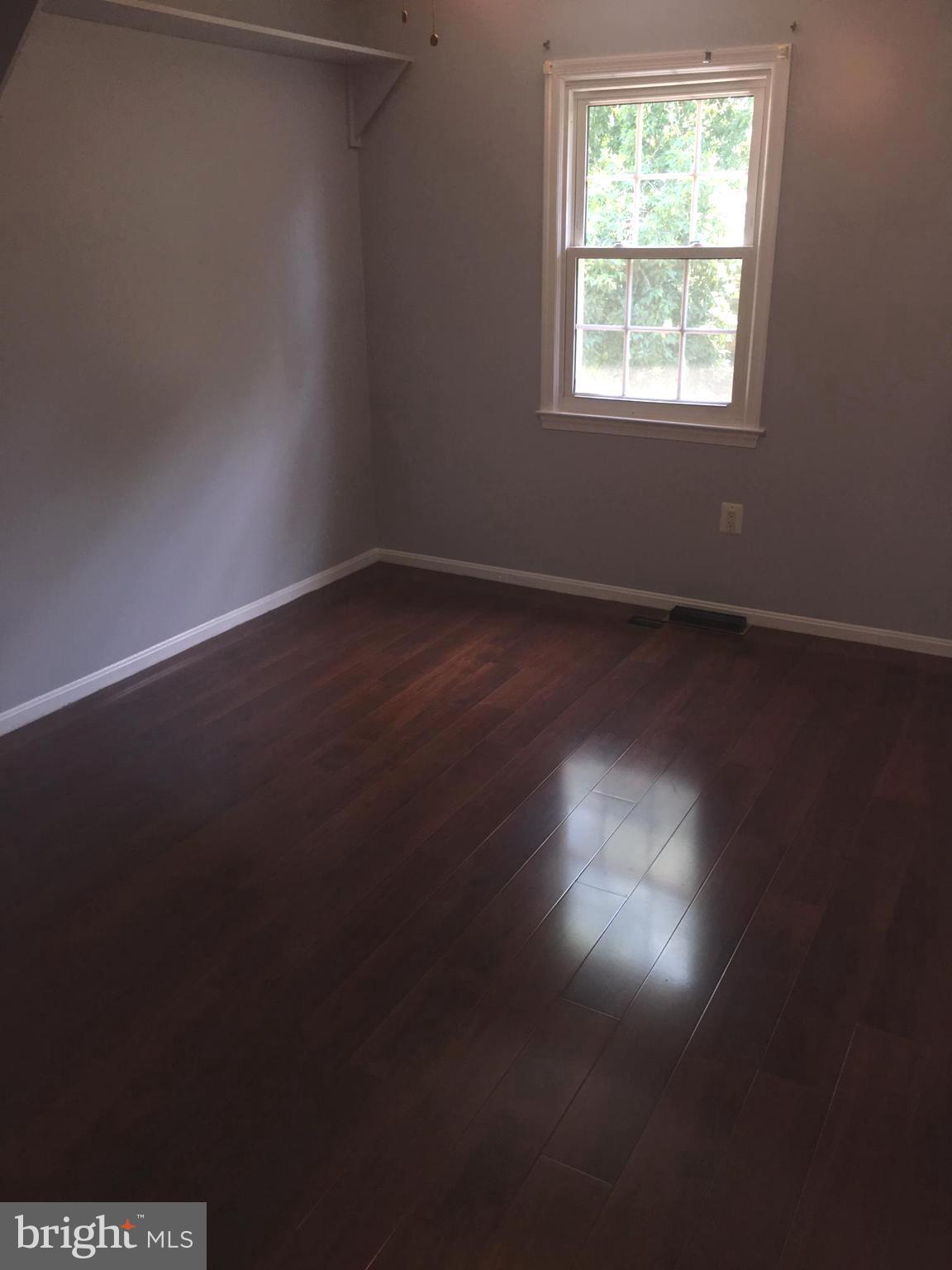 LAKE RIDGE - MOHICAN - Residential Lease