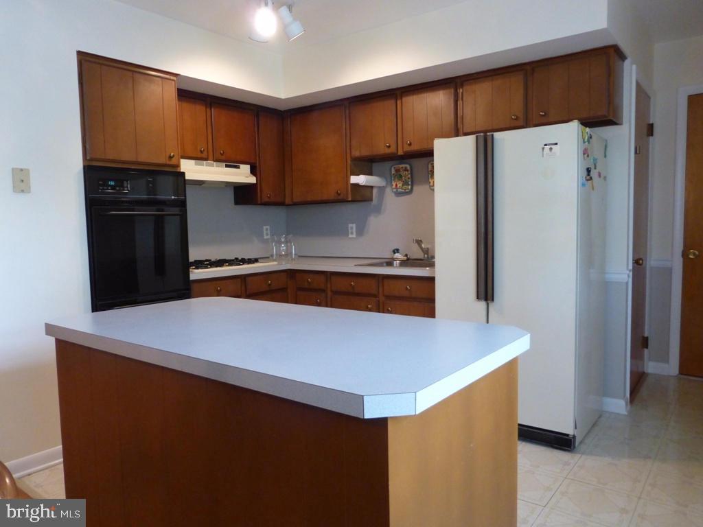 CHERRY HILL - Residential