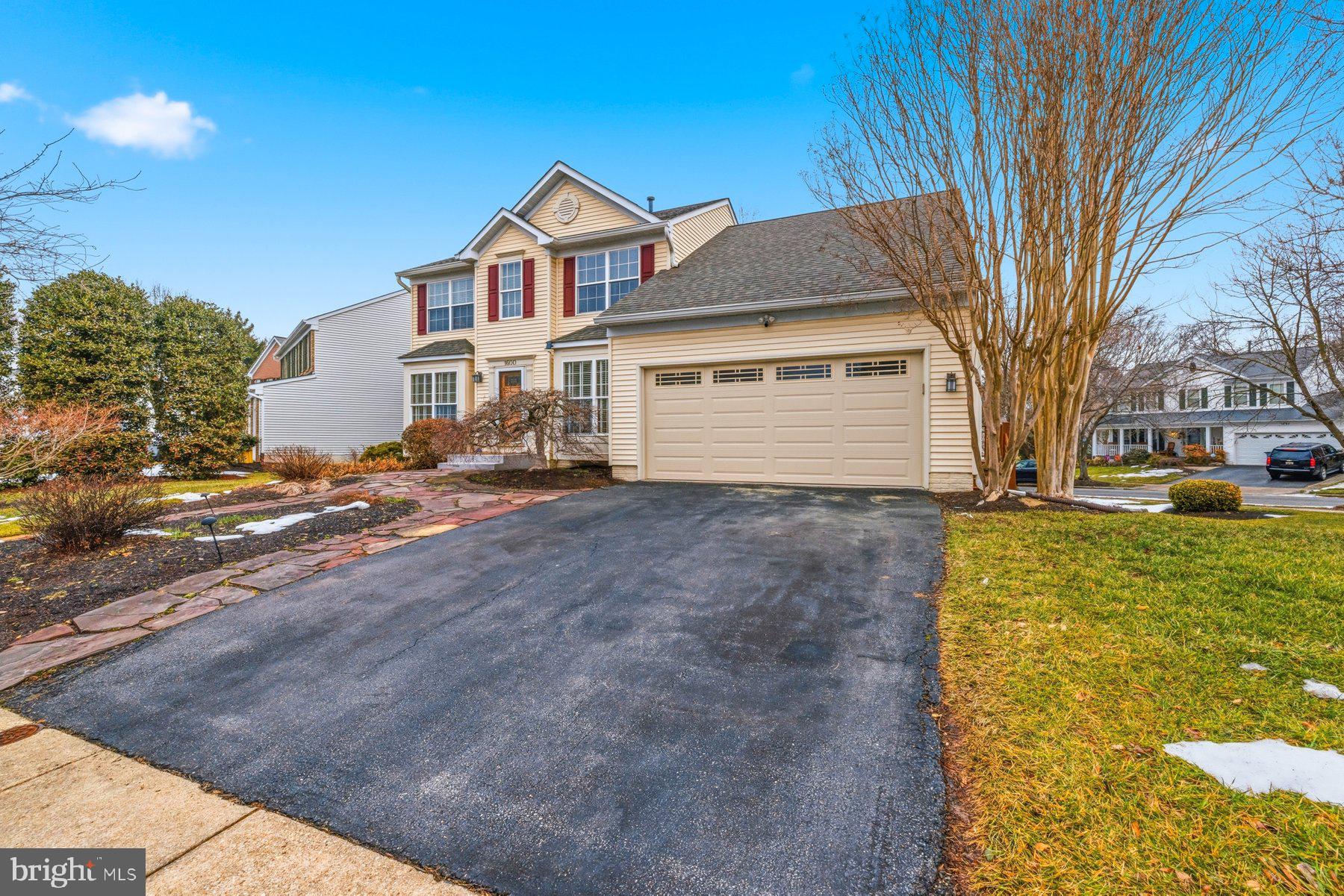 CHAPMAN FARM AT CROFTON - Residential