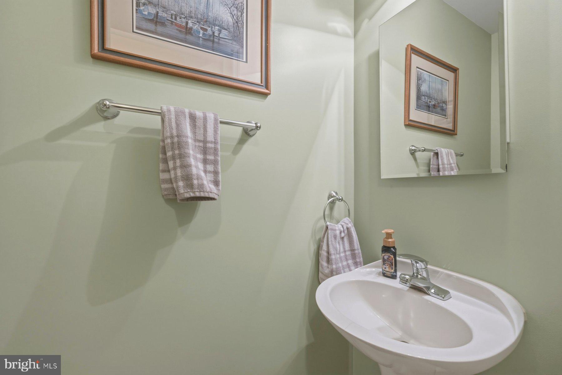 CHAPMAN FARM AT CROFTON - Residential