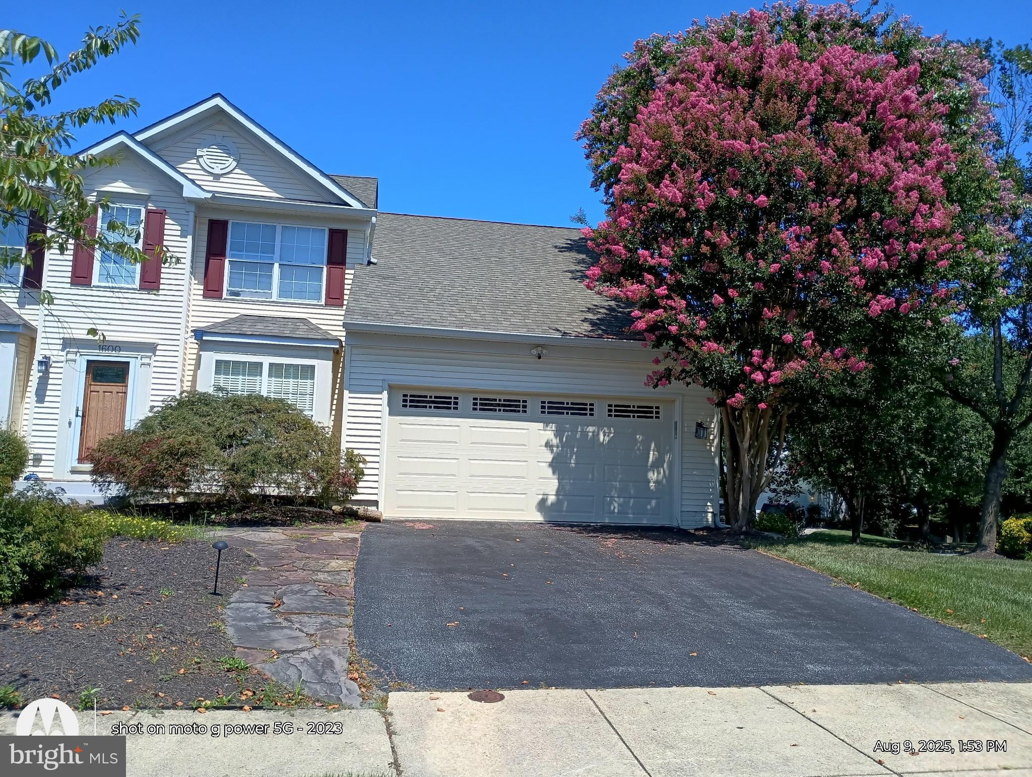CHAPMAN FARM AT CROFTON - Residential