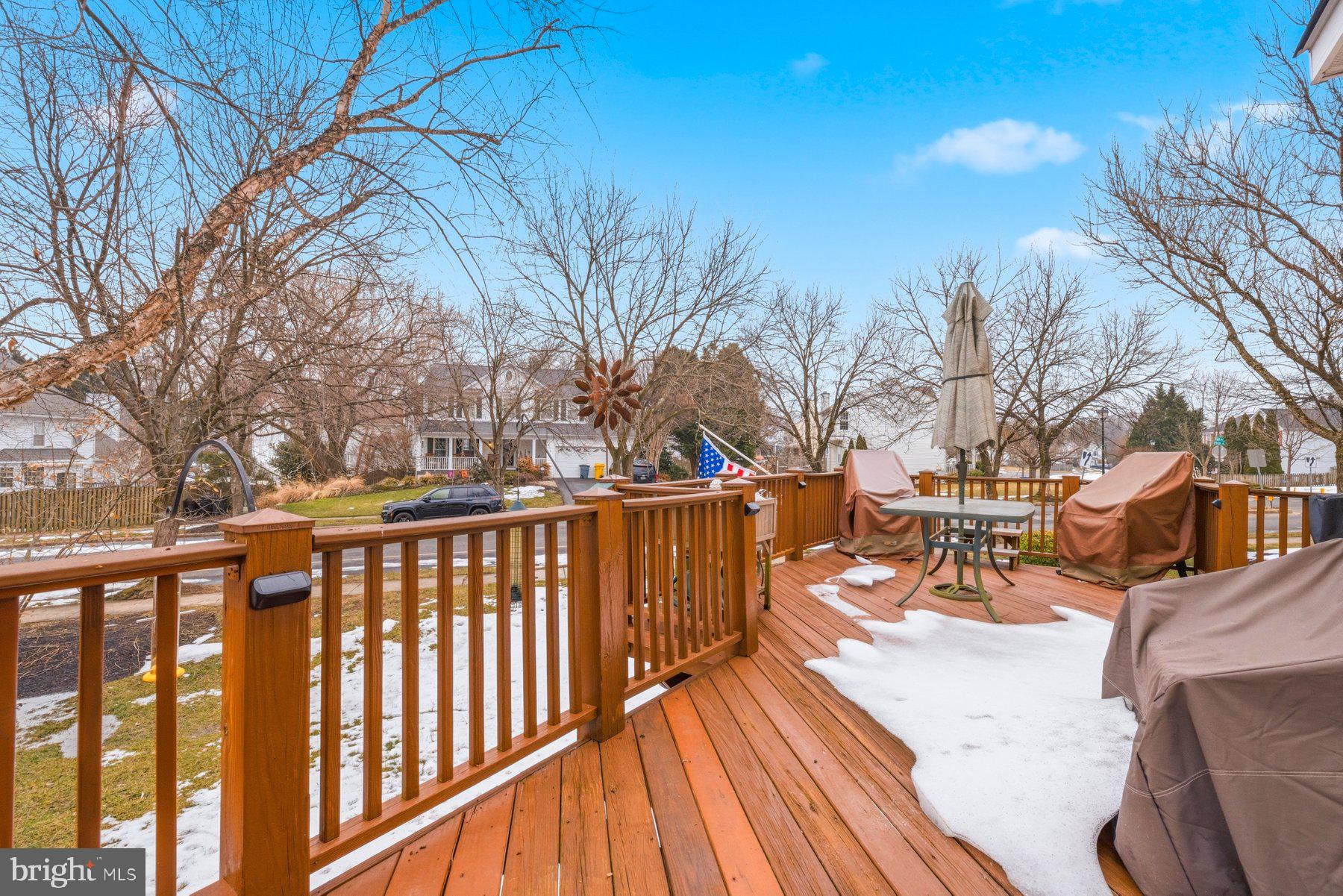 CHAPMAN FARM AT CROFTON - Residential