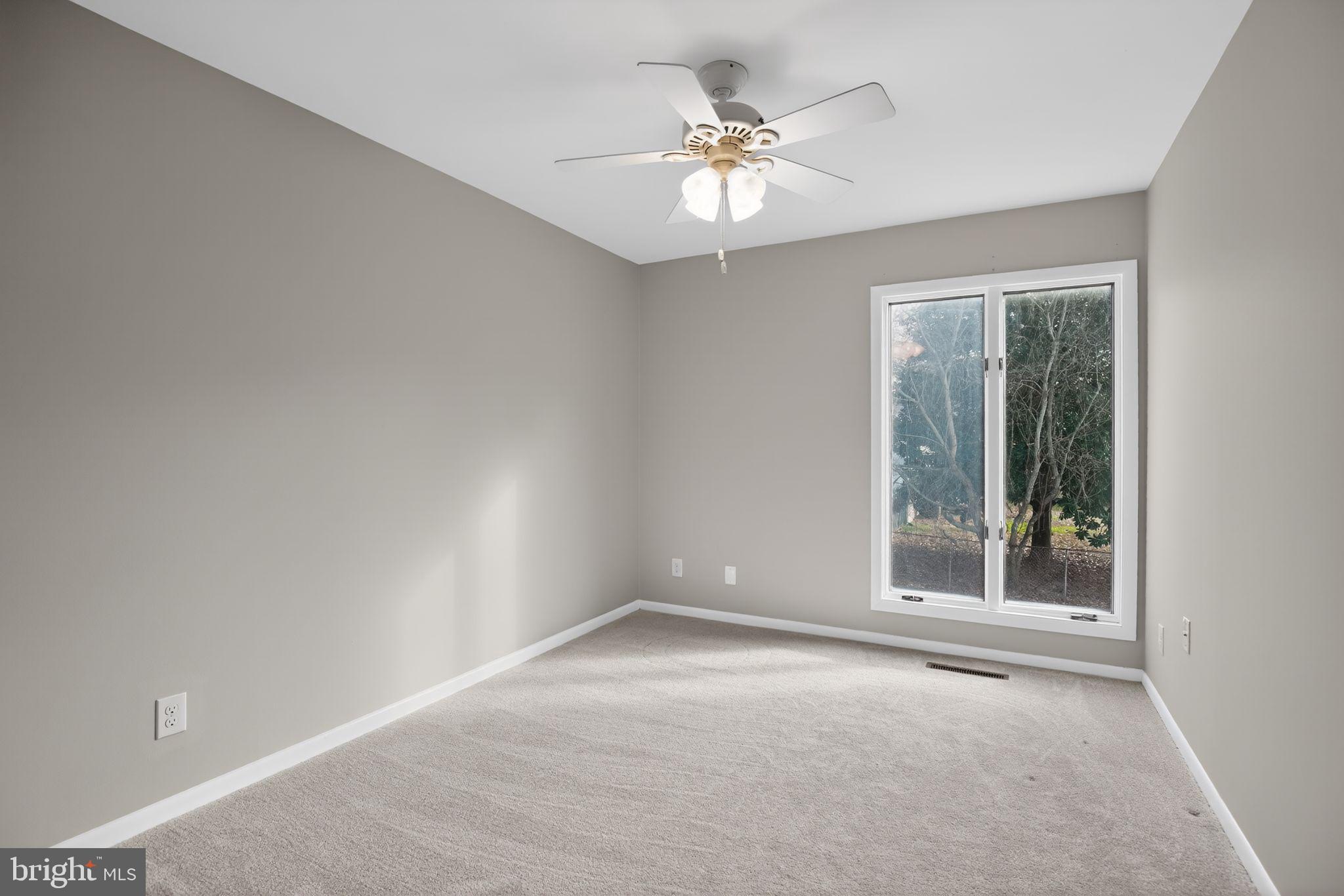 BRETON BAY ESTATES - Residential