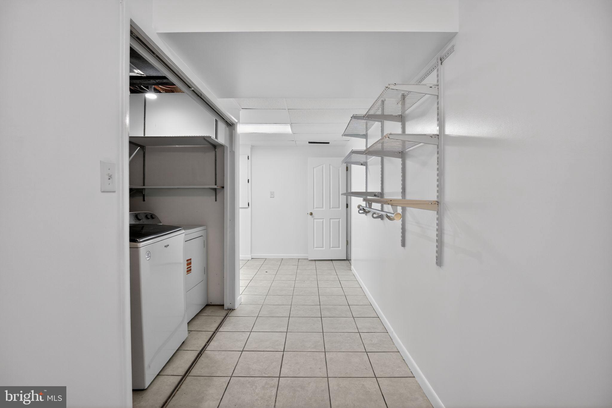 BRETON BAY ESTATES - Residential