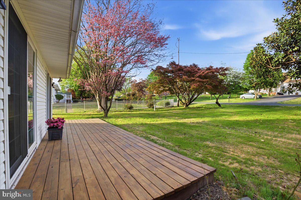 BRETON BAY ESTATES - Residential