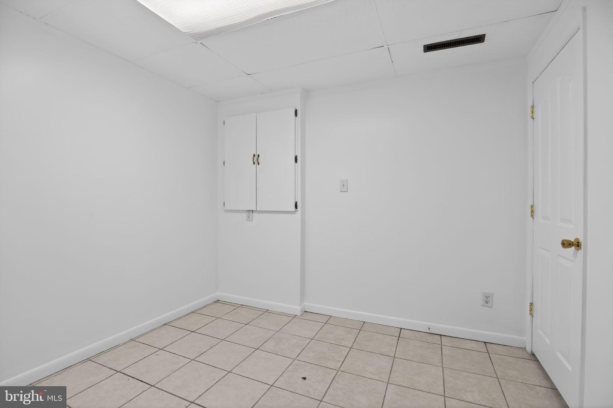 BRETON BAY ESTATES - Residential