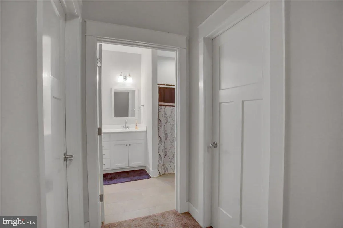 Shippensburg, Pennsylvania 17257, United States, 3 Bedrooms Bedrooms, ,3 BathroomsBathrooms,Residential,Pending,98481