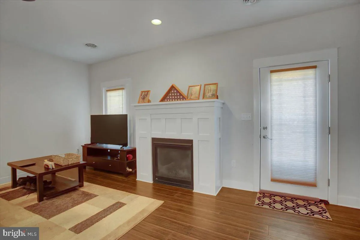 Shippensburg, Pennsylvania 17257, United States, 3 Bedrooms Bedrooms, ,3 BathroomsBathrooms,Residential,Pending,98481