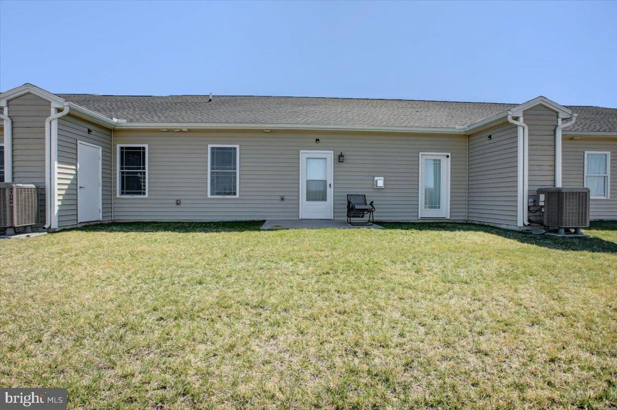 Shippensburg, Pennsylvania 17257, United States, 3 Bedrooms Bedrooms, ,3 BathroomsBathrooms,Residential,Pending,98481