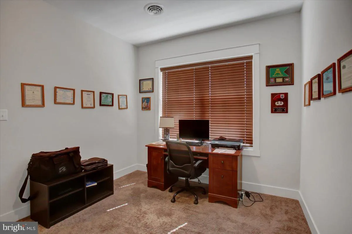 Shippensburg, Pennsylvania 17257, United States, 3 Bedrooms Bedrooms, ,3 BathroomsBathrooms,Residential,Pending,98481