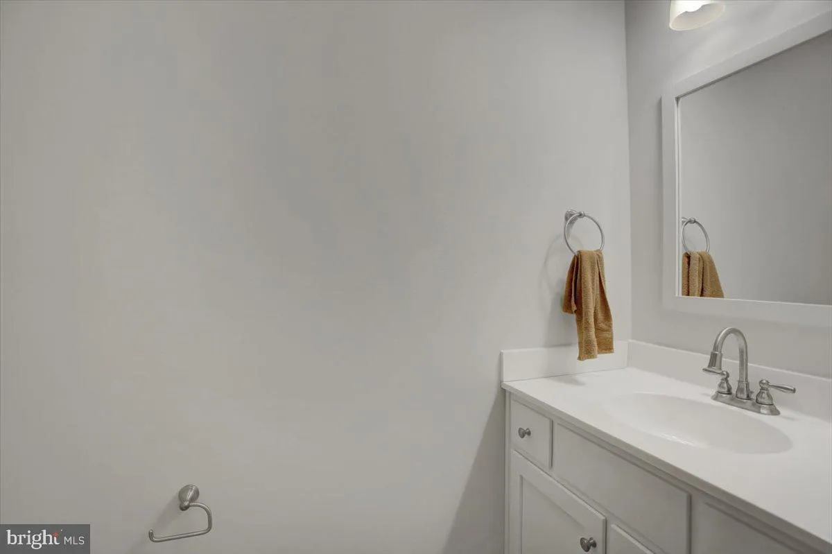 Shippensburg, Pennsylvania 17257, United States, 3 Bedrooms Bedrooms, ,3 BathroomsBathrooms,Residential,Pending,98481