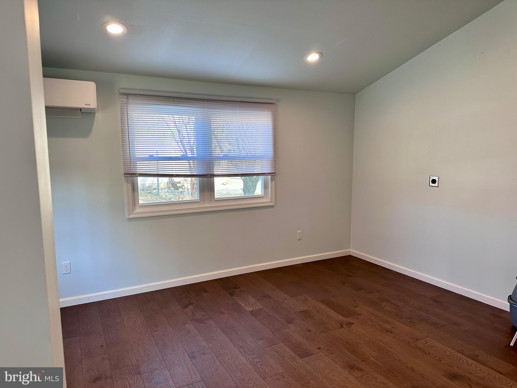 KUTZTOWN - Residential