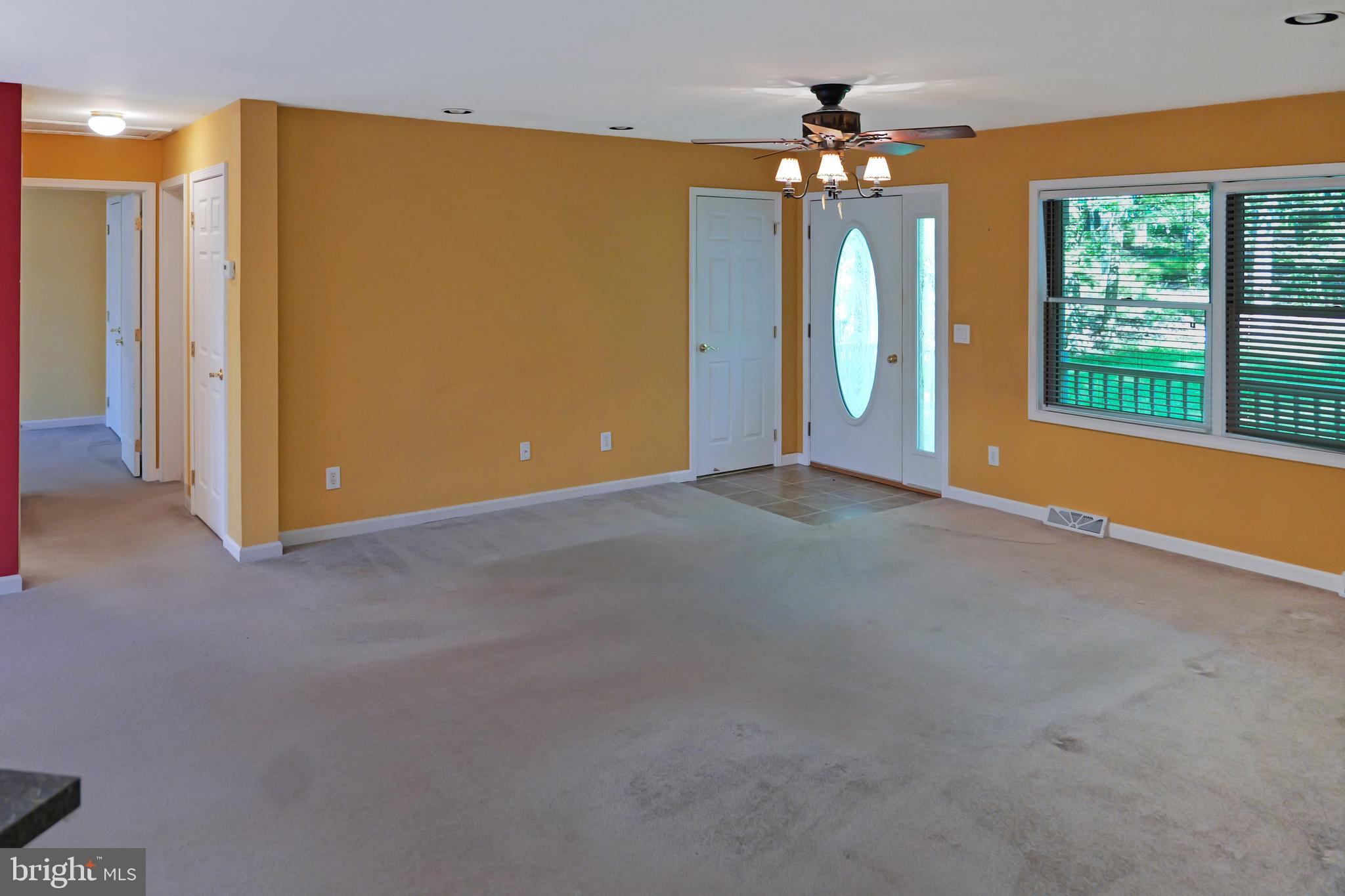 ALPINE LAKE - Residential