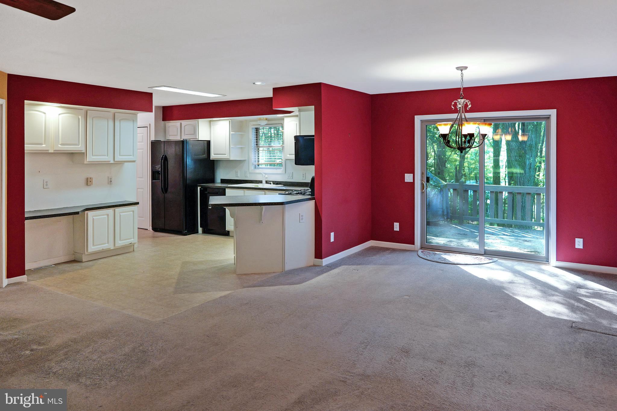 ALPINE LAKE - Residential