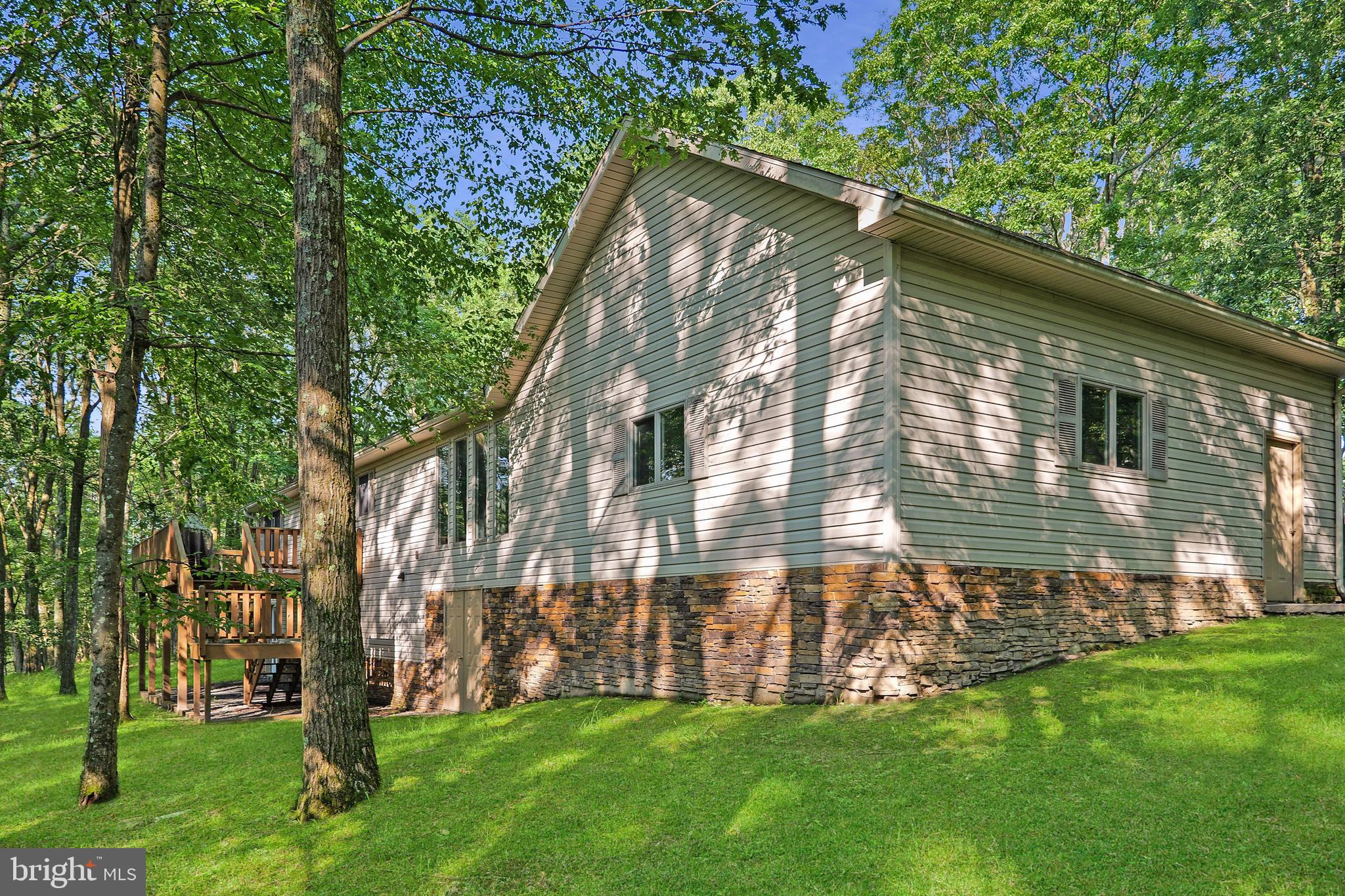 ALPINE LAKE - Residential