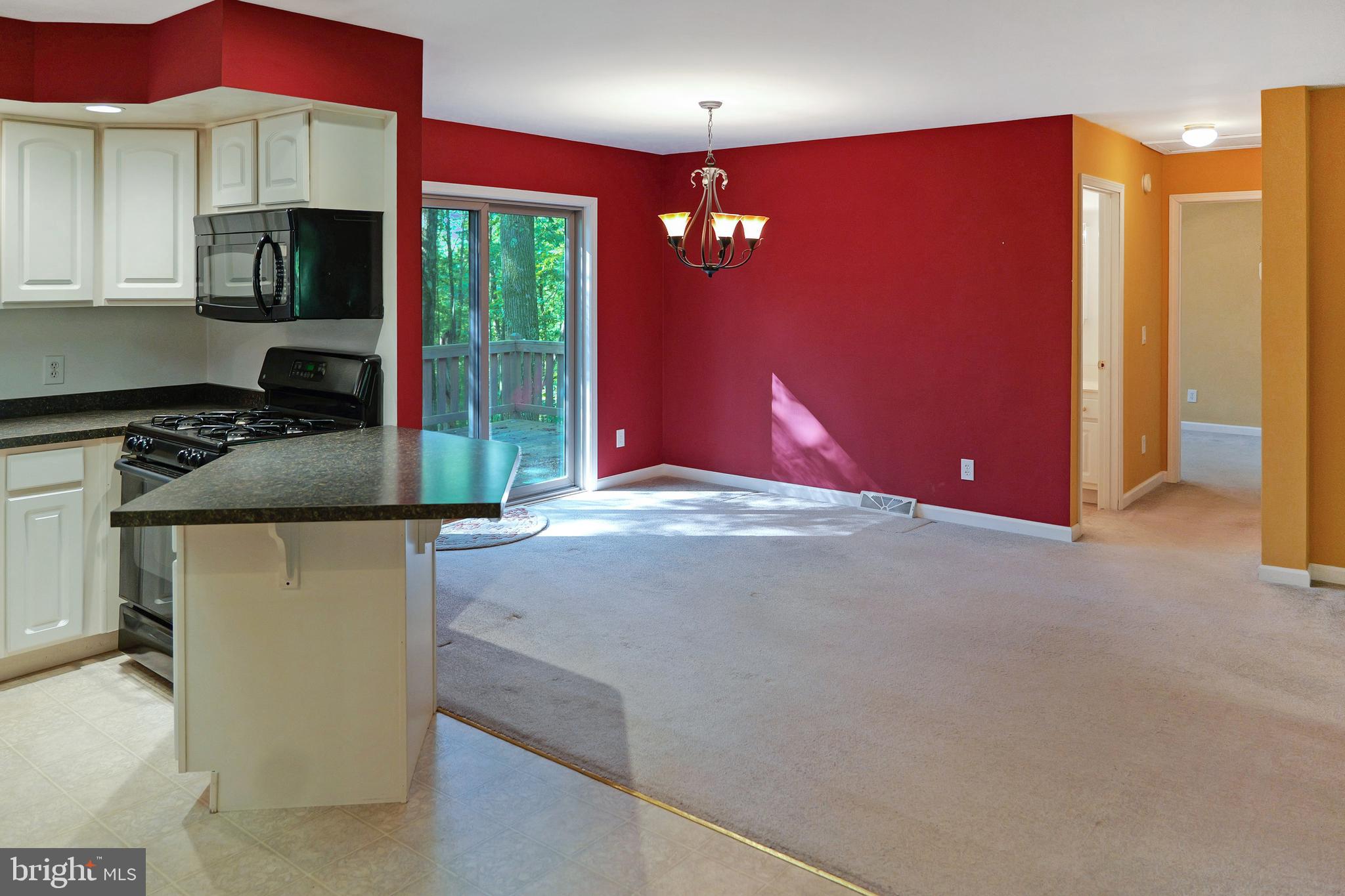 ALPINE LAKE - Residential