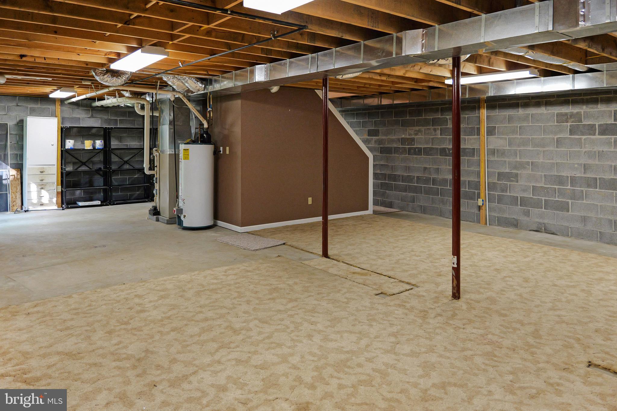 ALPINE LAKE - Residential