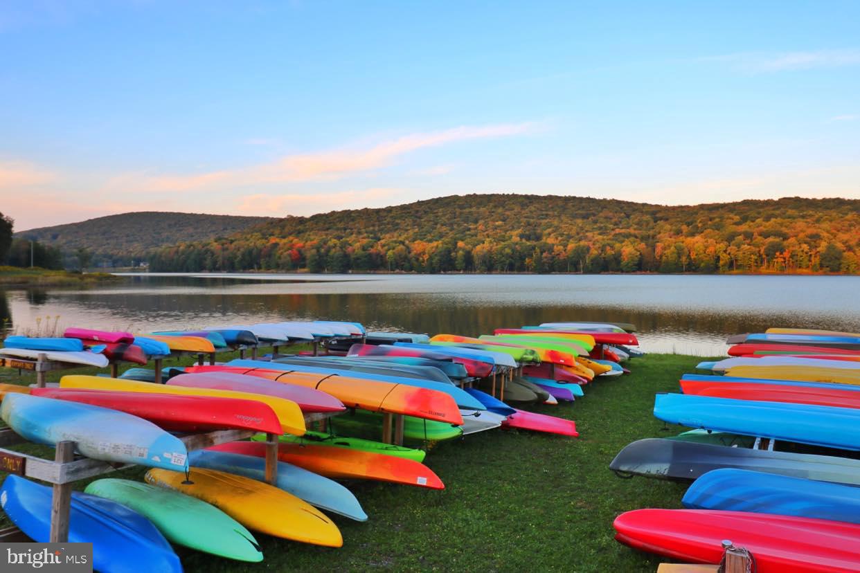 ALPINE LAKE - Residential