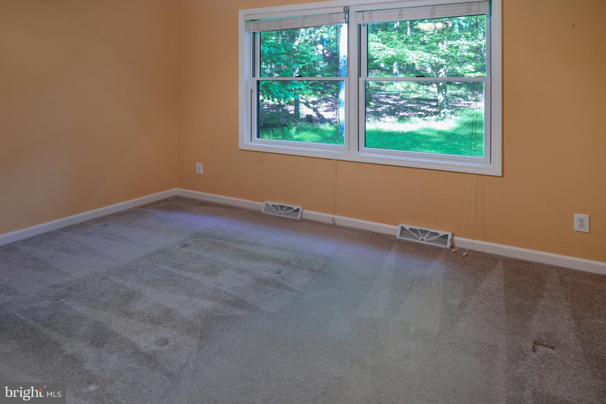 ALPINE LAKE - Residential