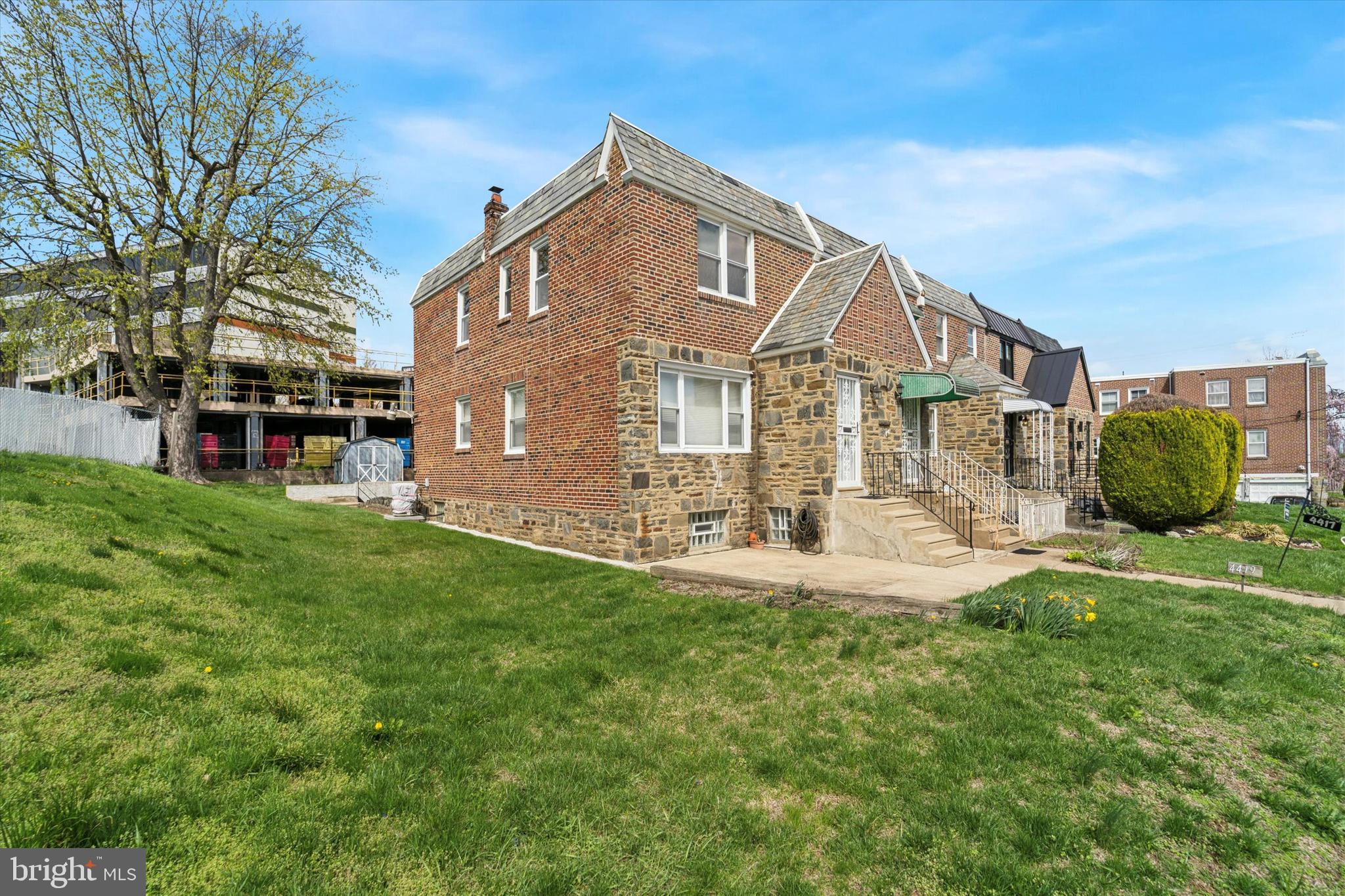 BELMONT VILLAGE - Residential