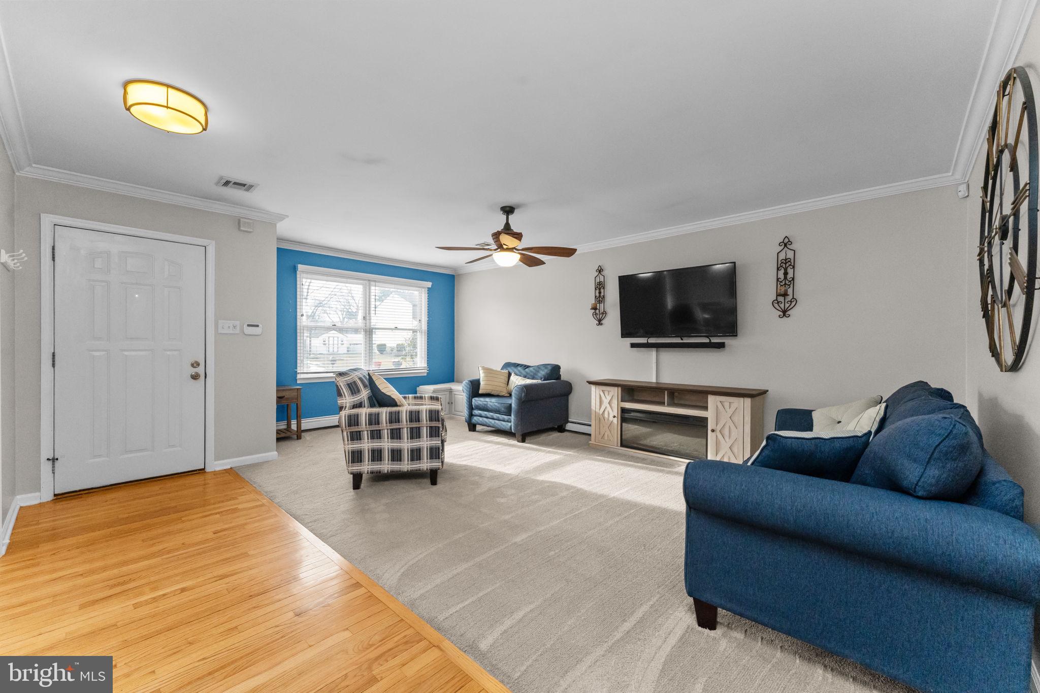 LAUREL HILLS - Residential