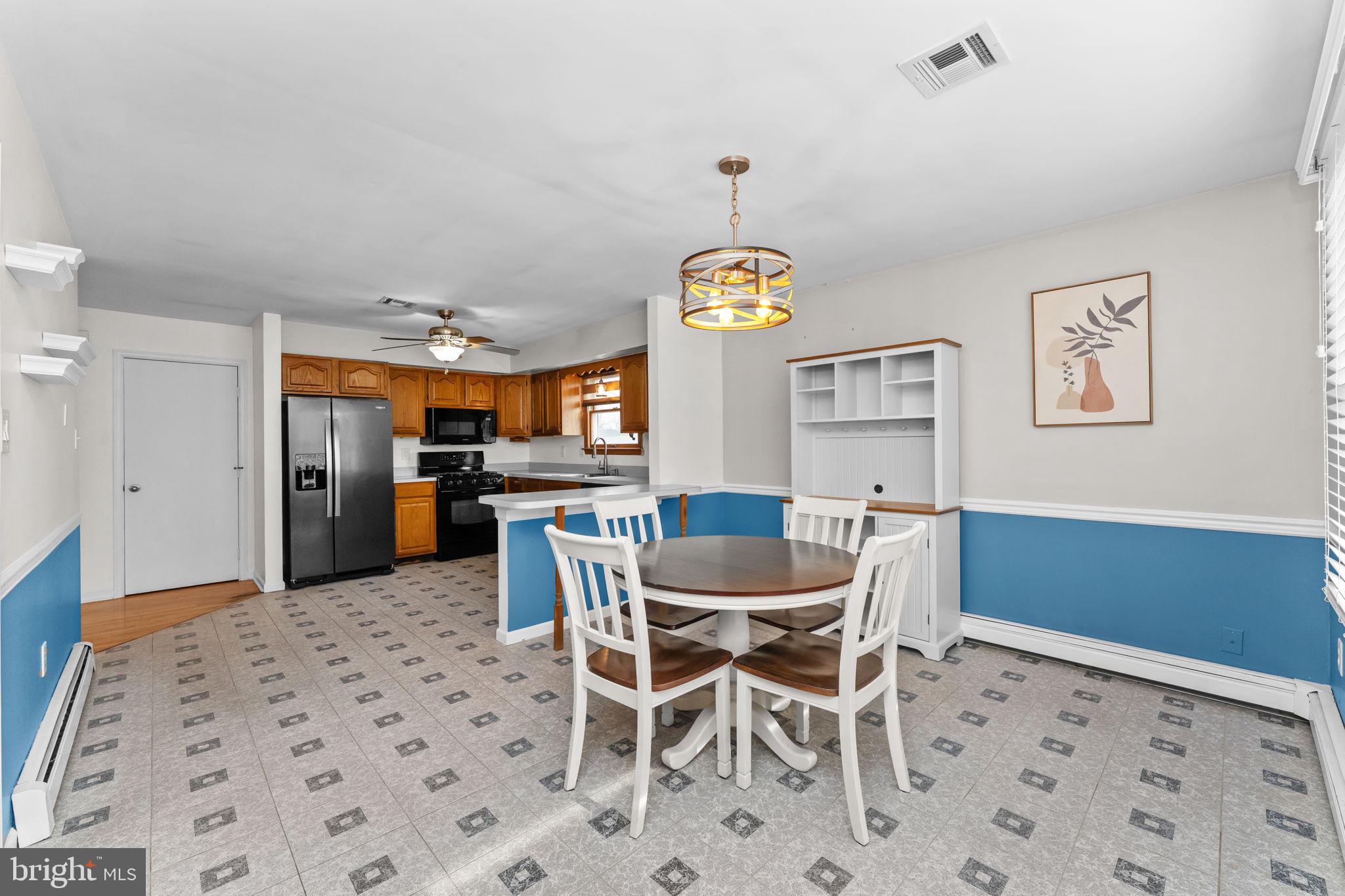 LAUREL HILLS - Residential