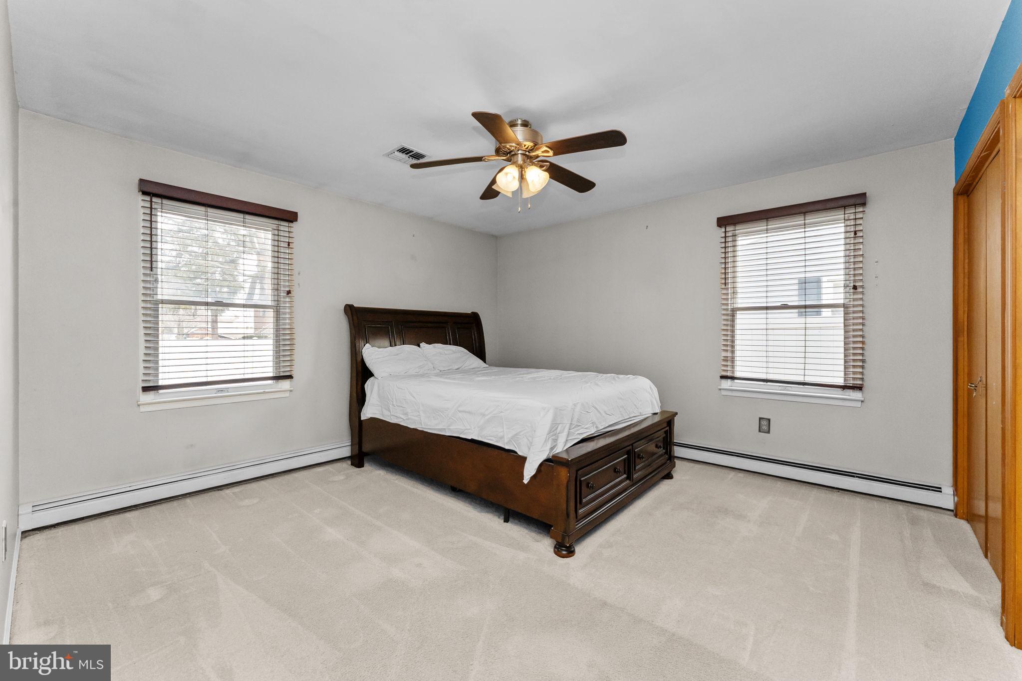 LAUREL HILLS - Residential