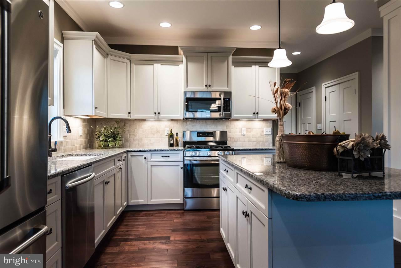 ORCHARD GLEN - Residential