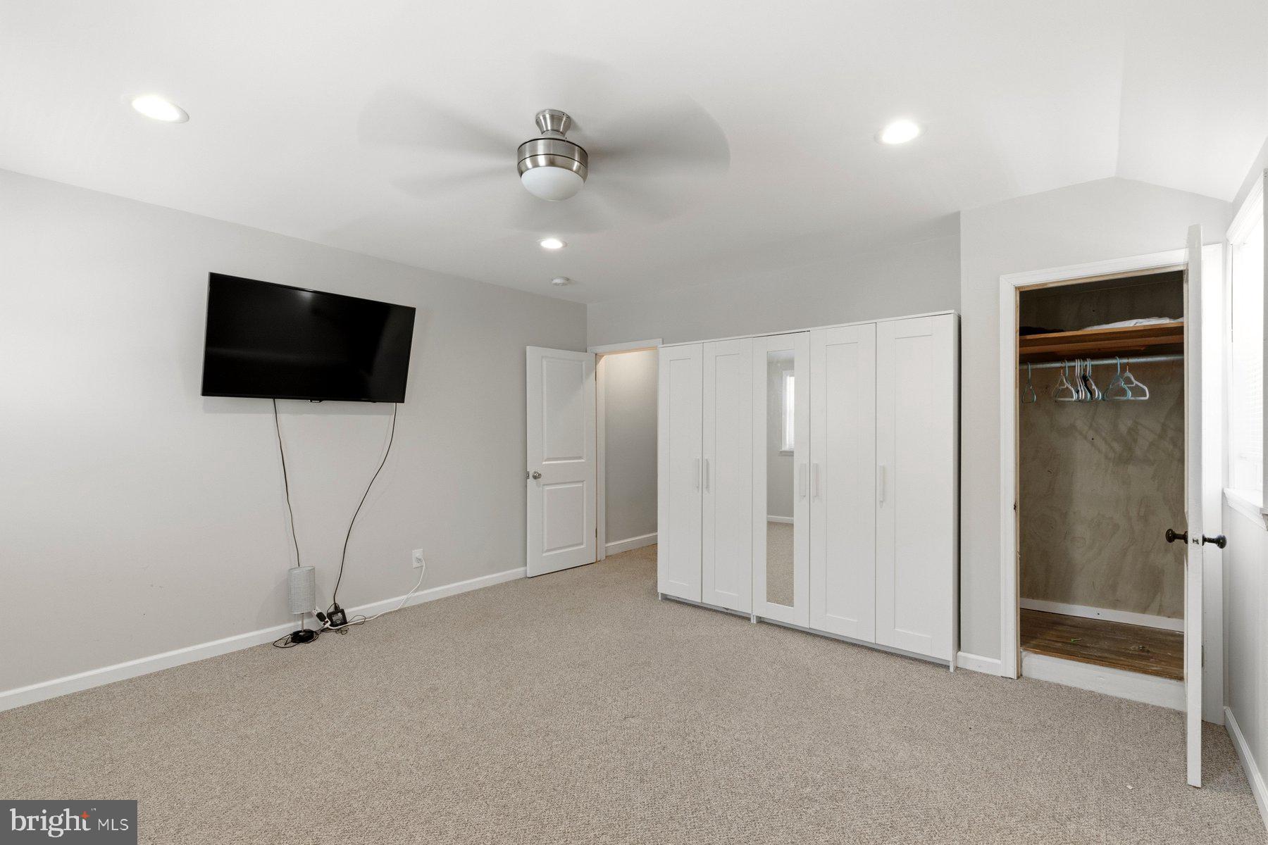 RIDGELEIGH - Residential