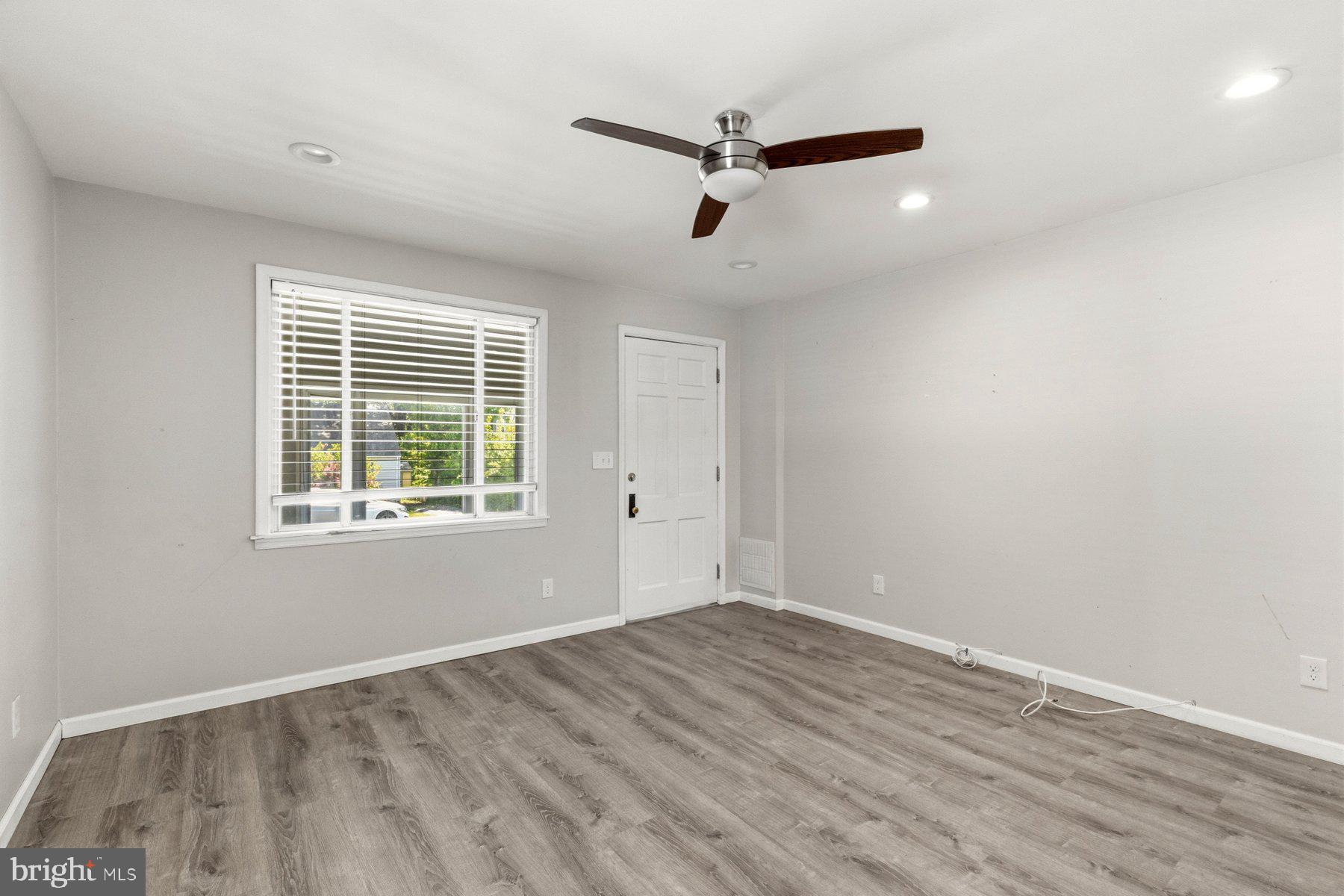 RIDGELEIGH - Residential