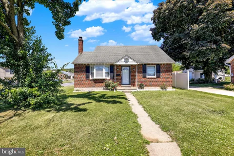 4011 Kutztown Road, Temple, PA 19560 - MLS#: PABK2072738