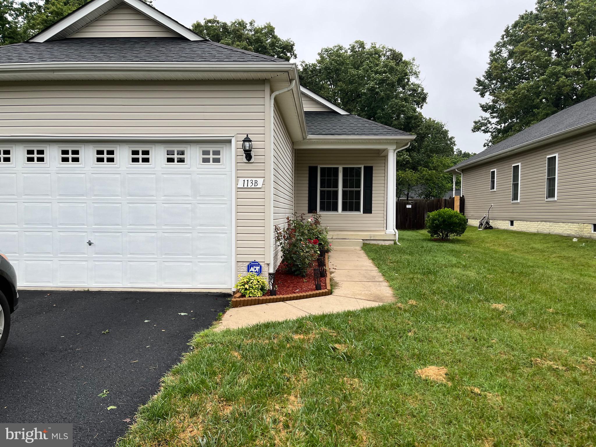 113 HOTCHKISS STREET B