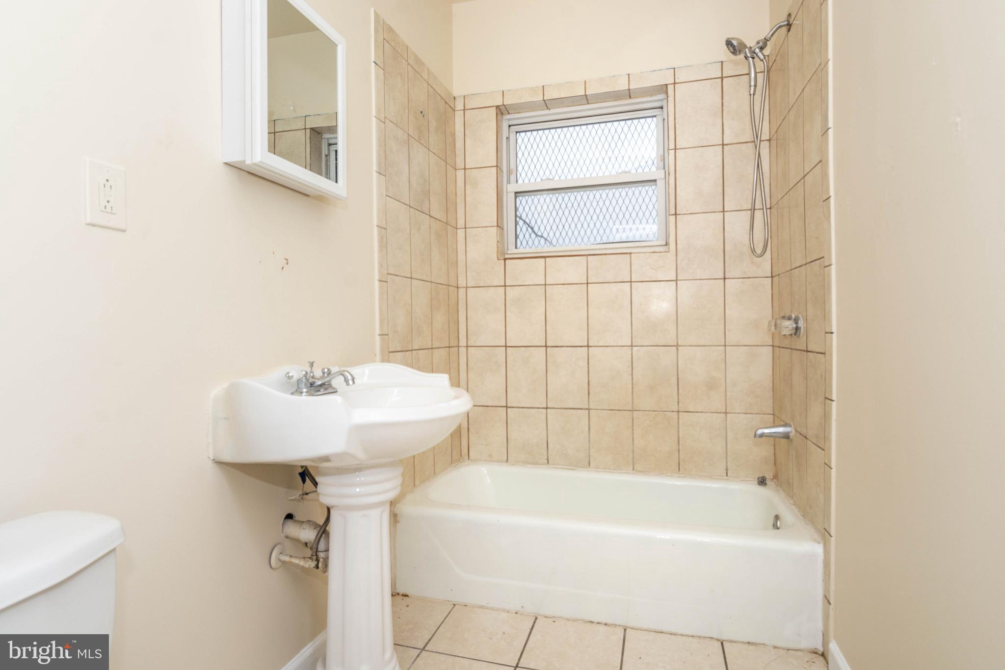 ROSEMONT - Residential