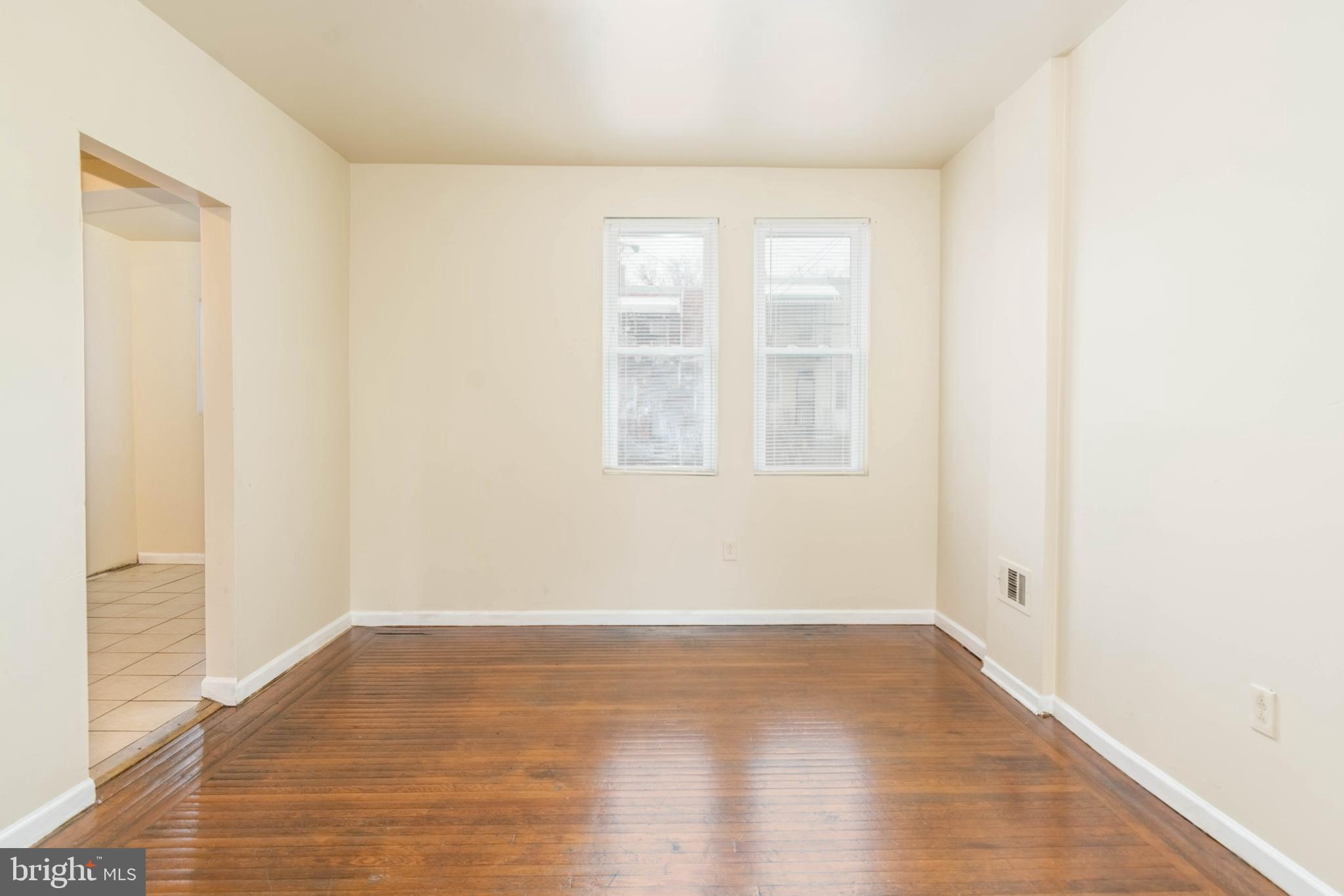 ROSEMONT - Residential