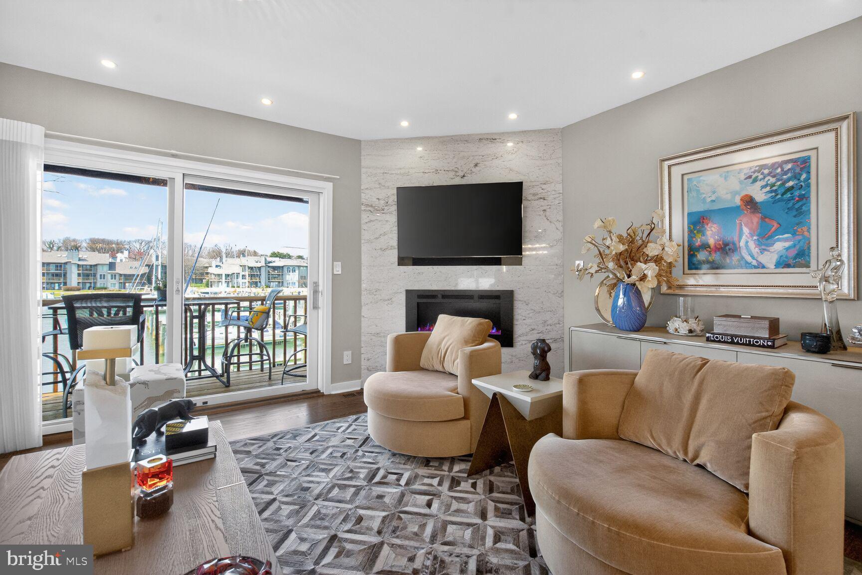 CHESAPEAKE HARBOUR - Residential