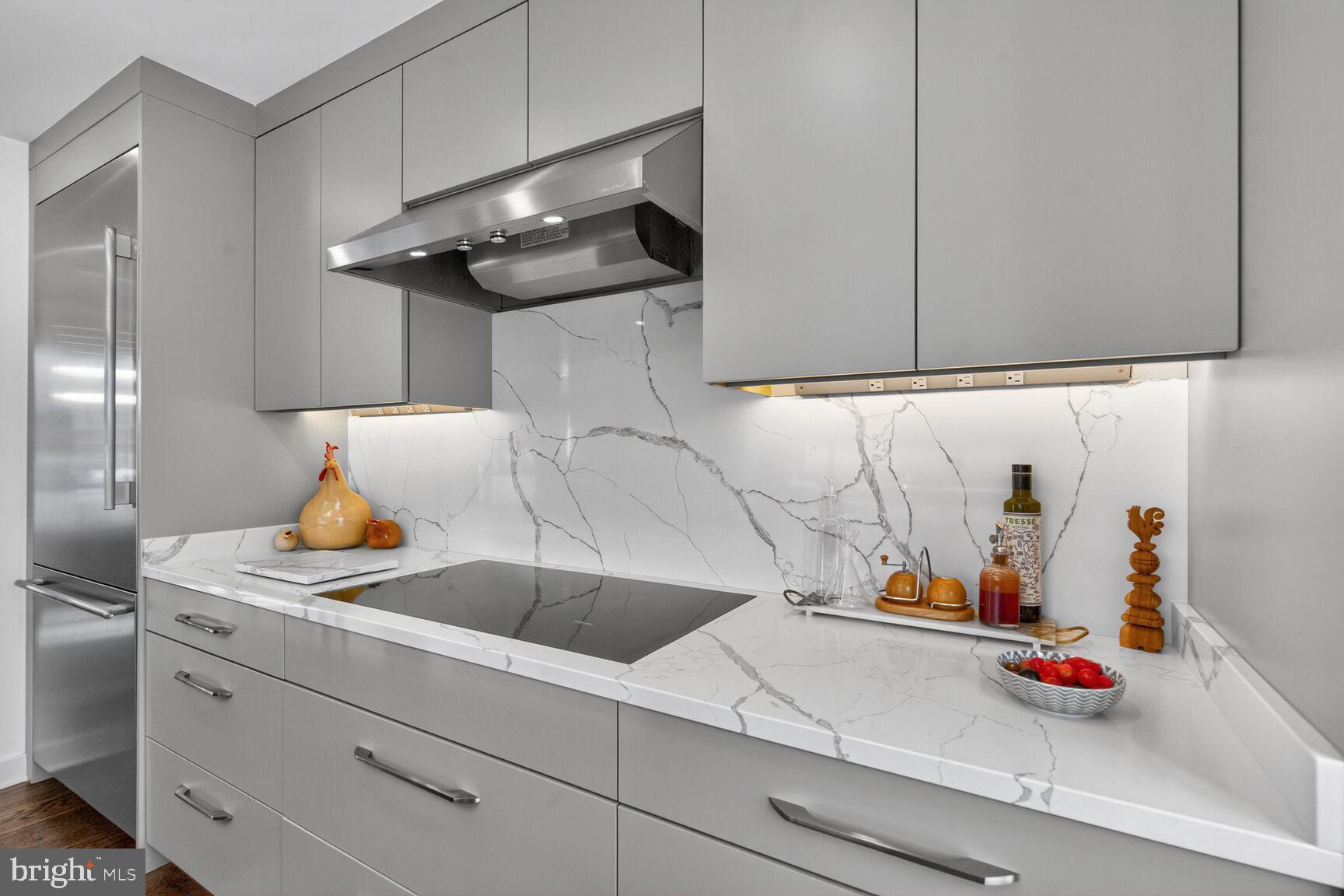 CHESAPEAKE HARBOUR - Residential