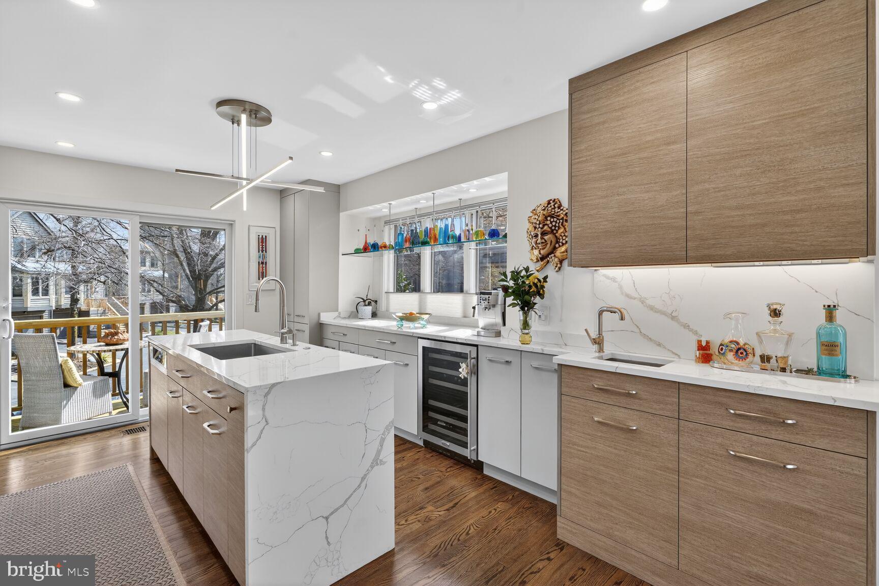 CHESAPEAKE HARBOUR - Residential