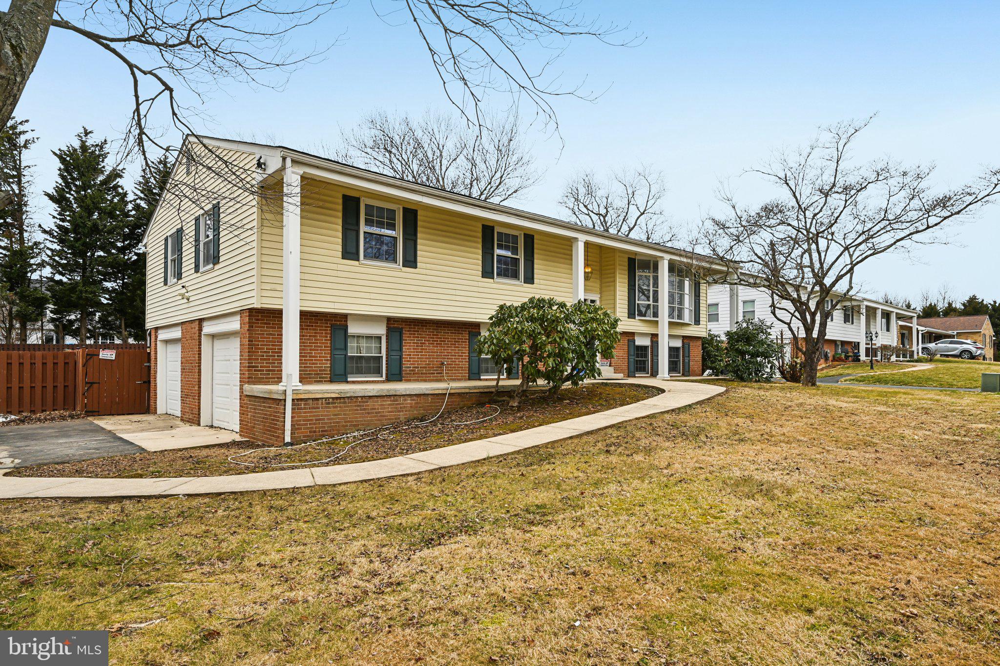 ABERDEEN HILLS - Residential