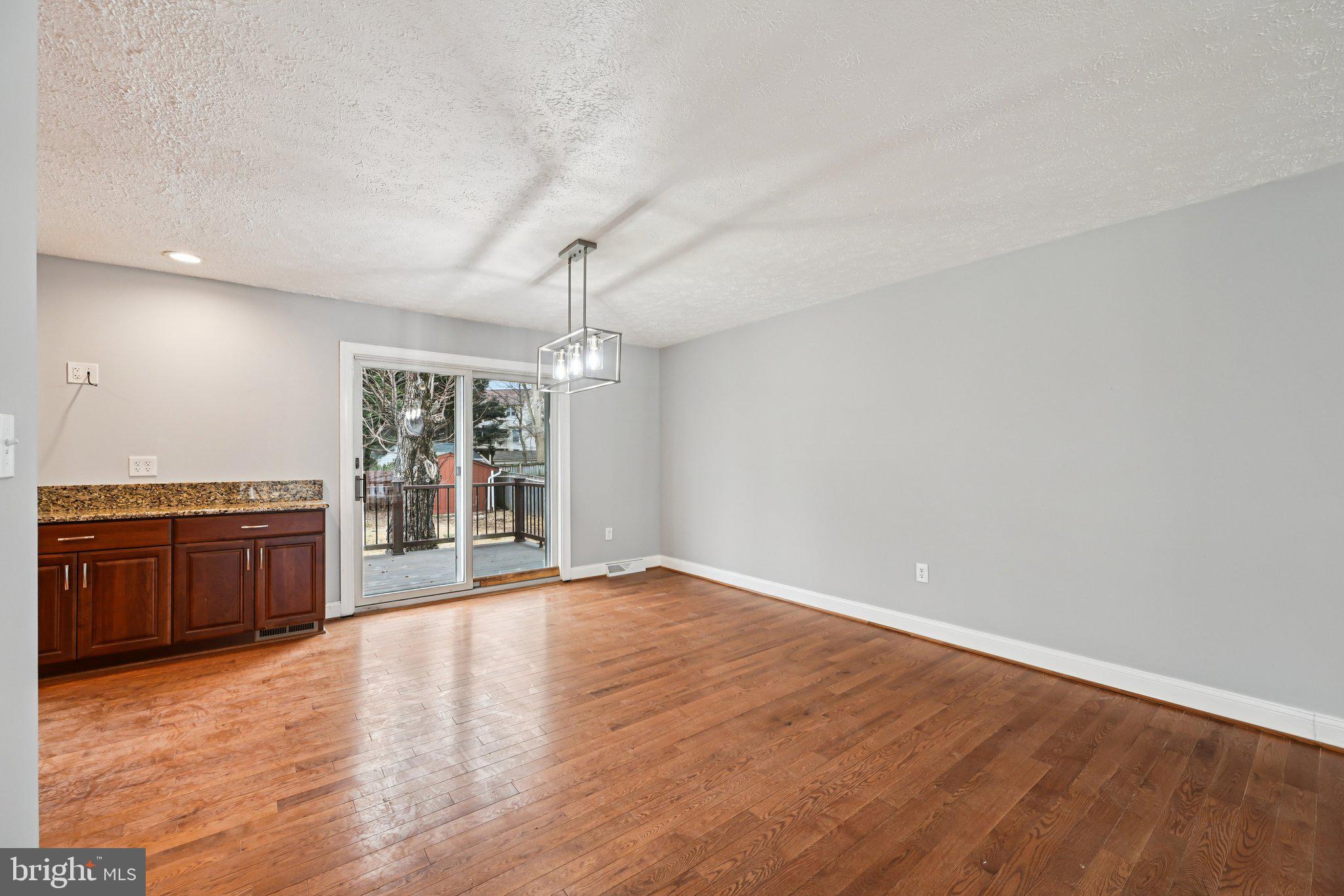 ABERDEEN HILLS - Residential