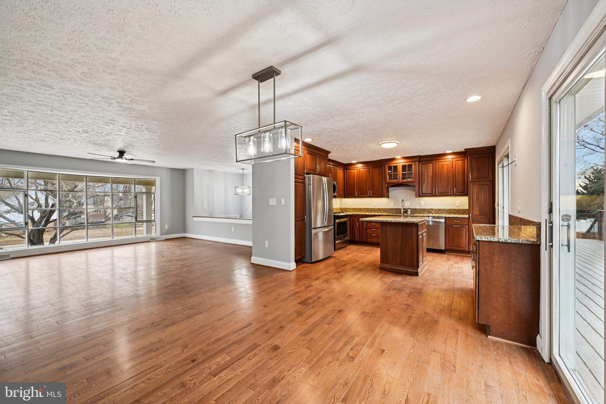 ABERDEEN HILLS - Residential