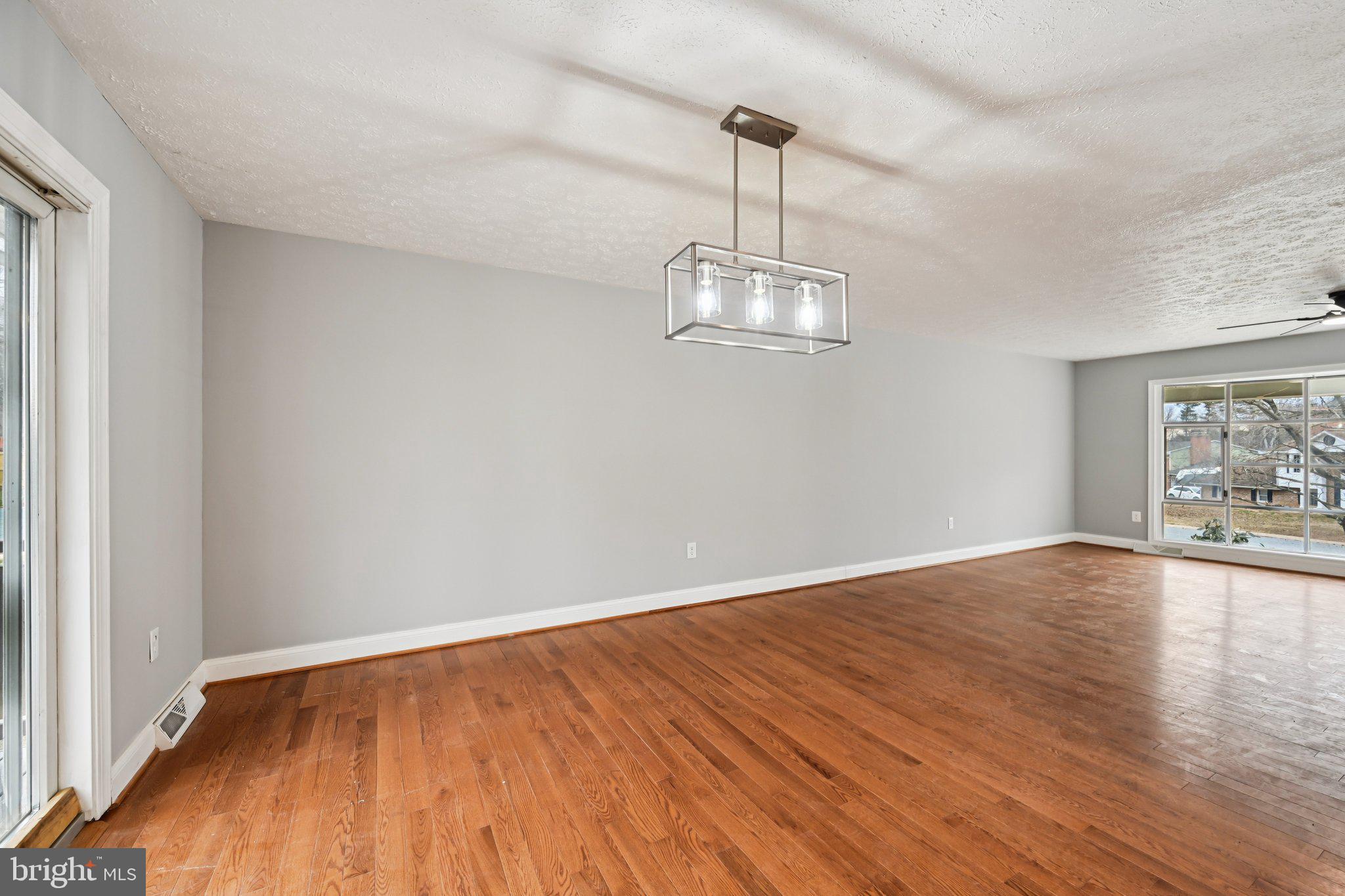 ABERDEEN HILLS - Residential