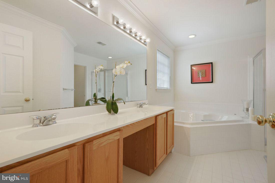 GLENSIDE FARMS - Residential