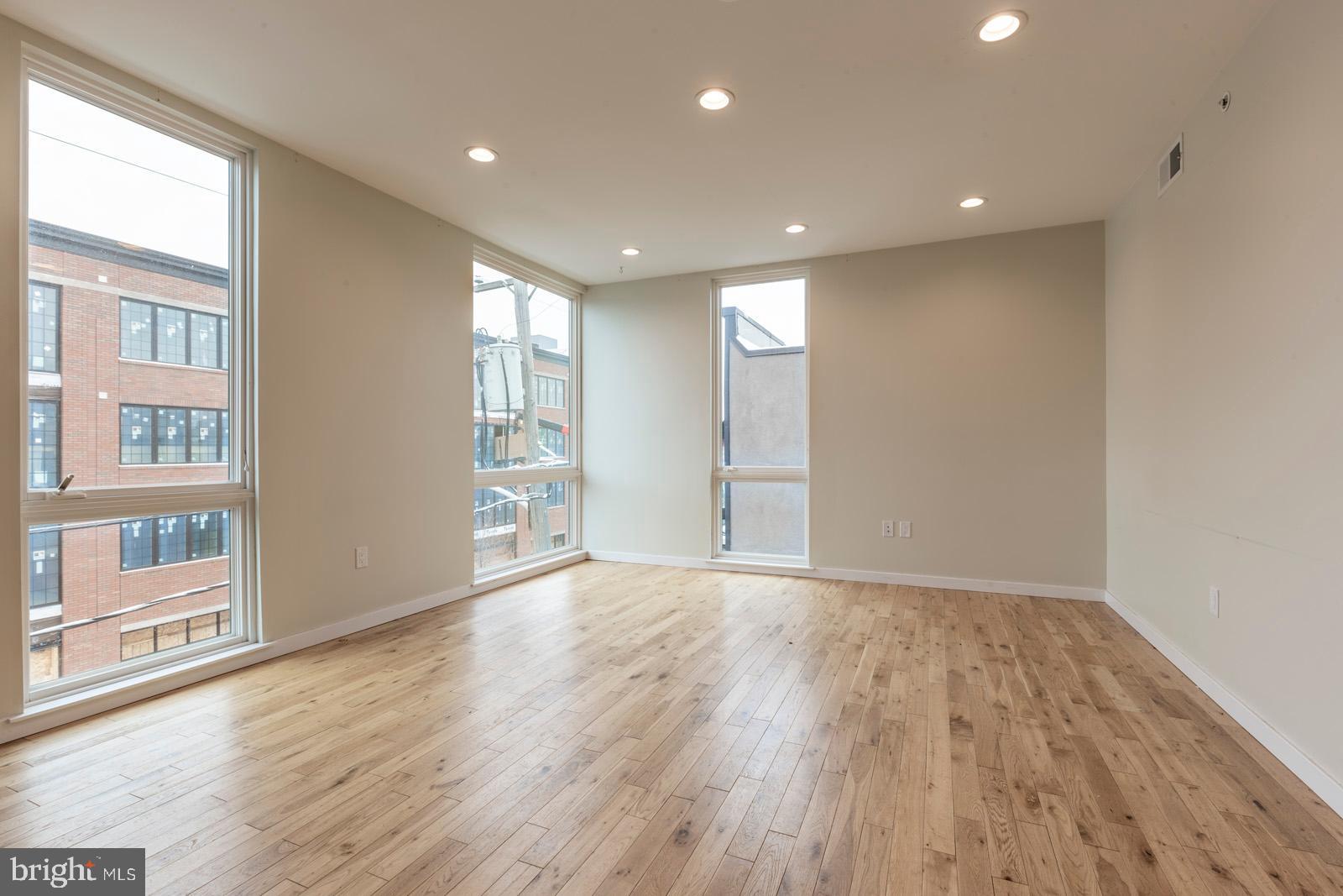 FISHTOWN - Residential Lease