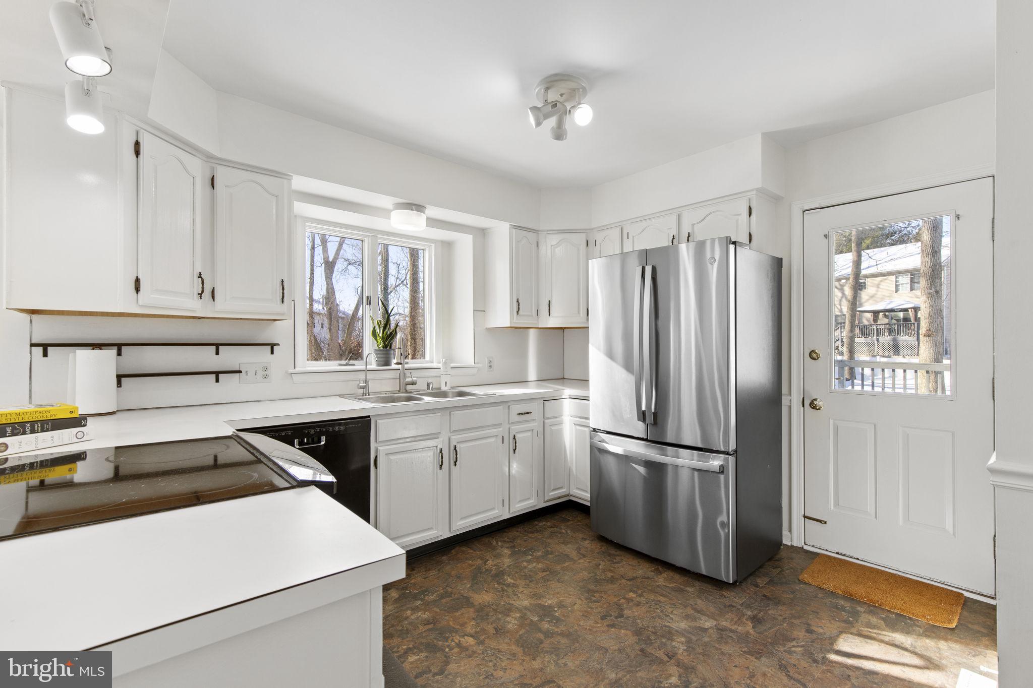 CANNONSHIRE - Residential