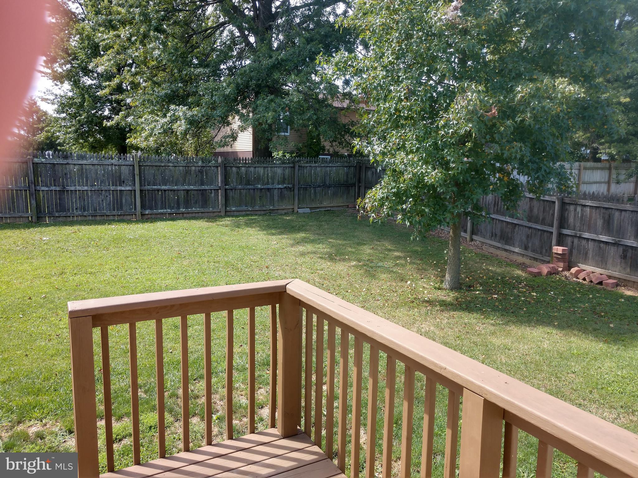 COLONIAL HILLS - Residential