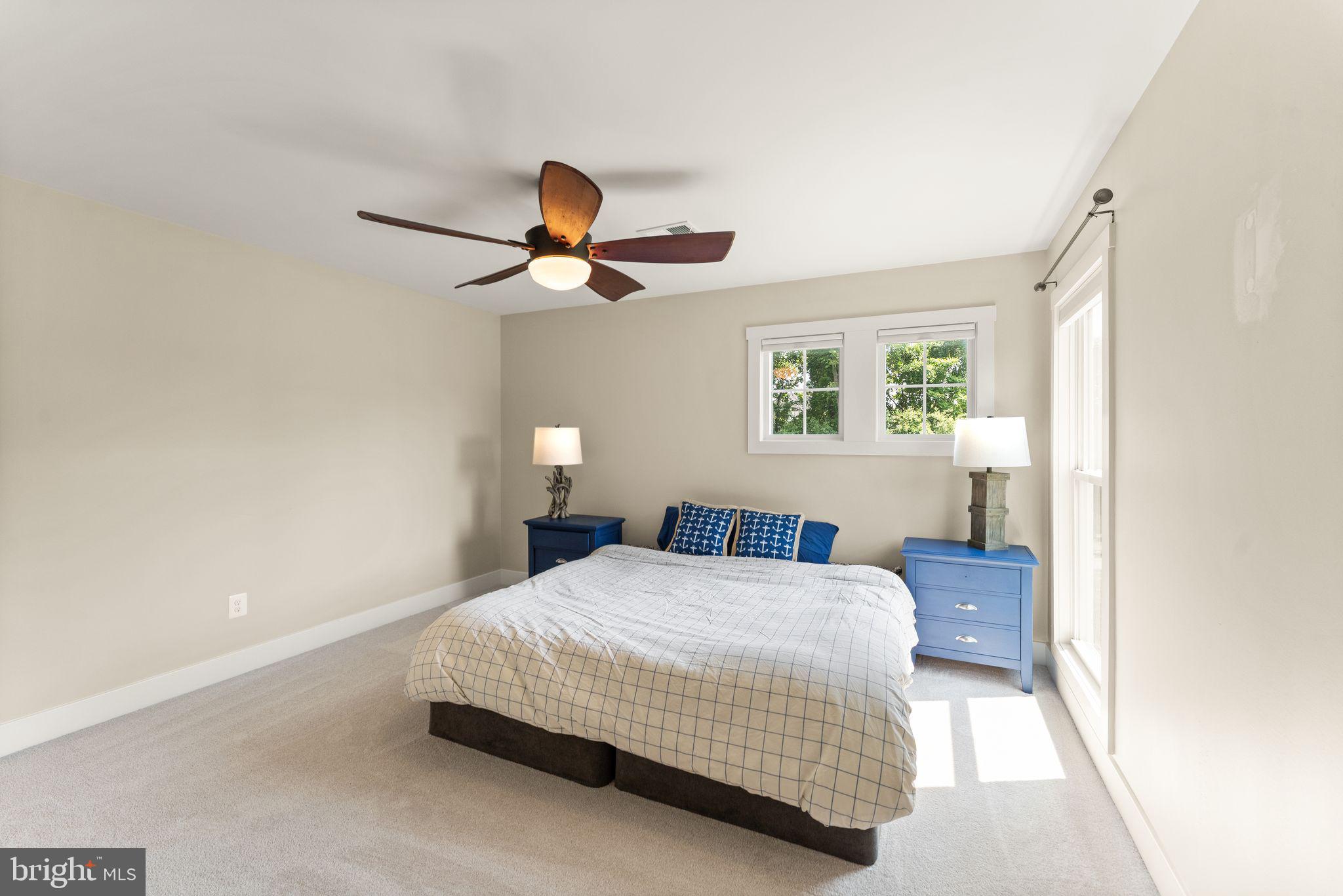 MOORCONES - Residential