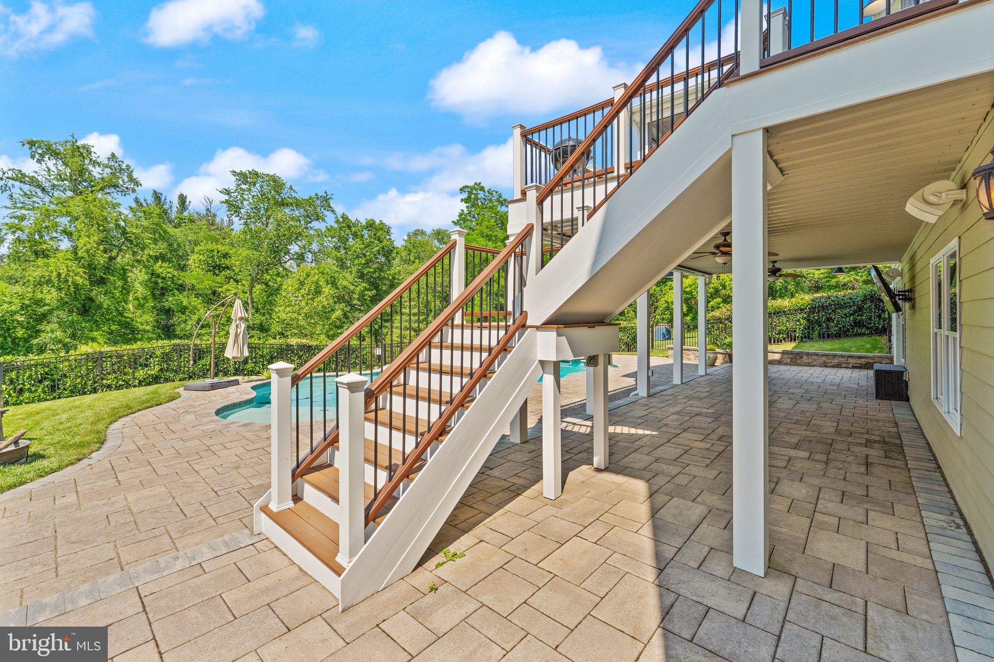 MOORCONES - Residential