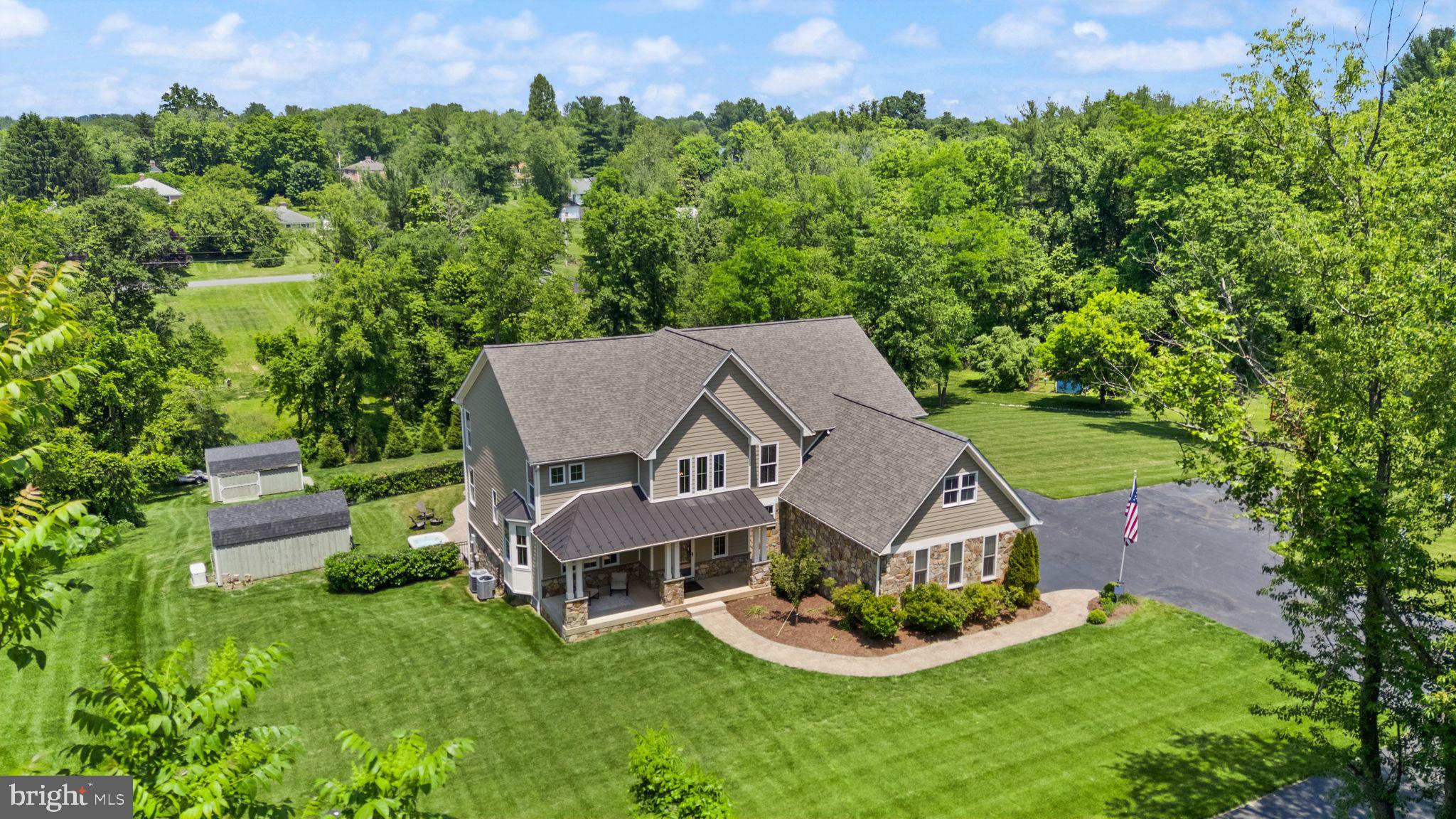 MOORCONES - Residential