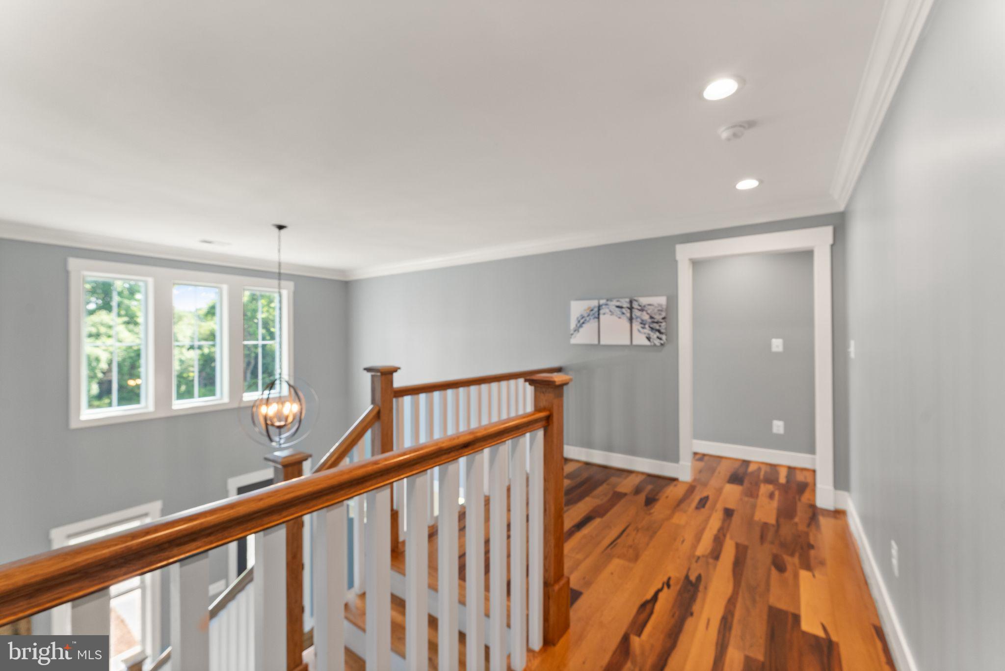 MOORCONES - Residential