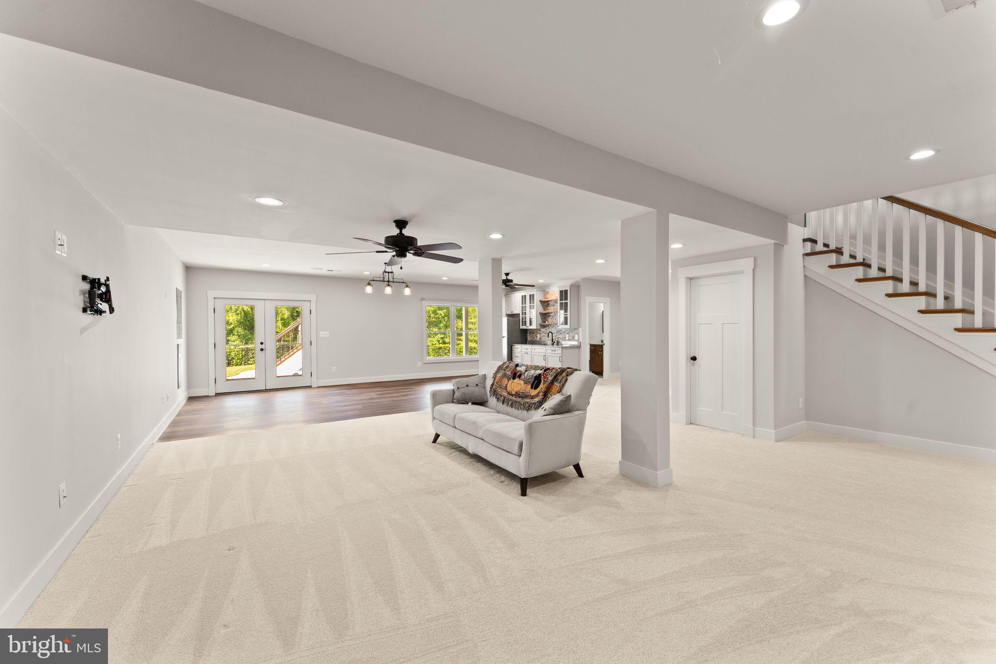 MOORCONES - Residential